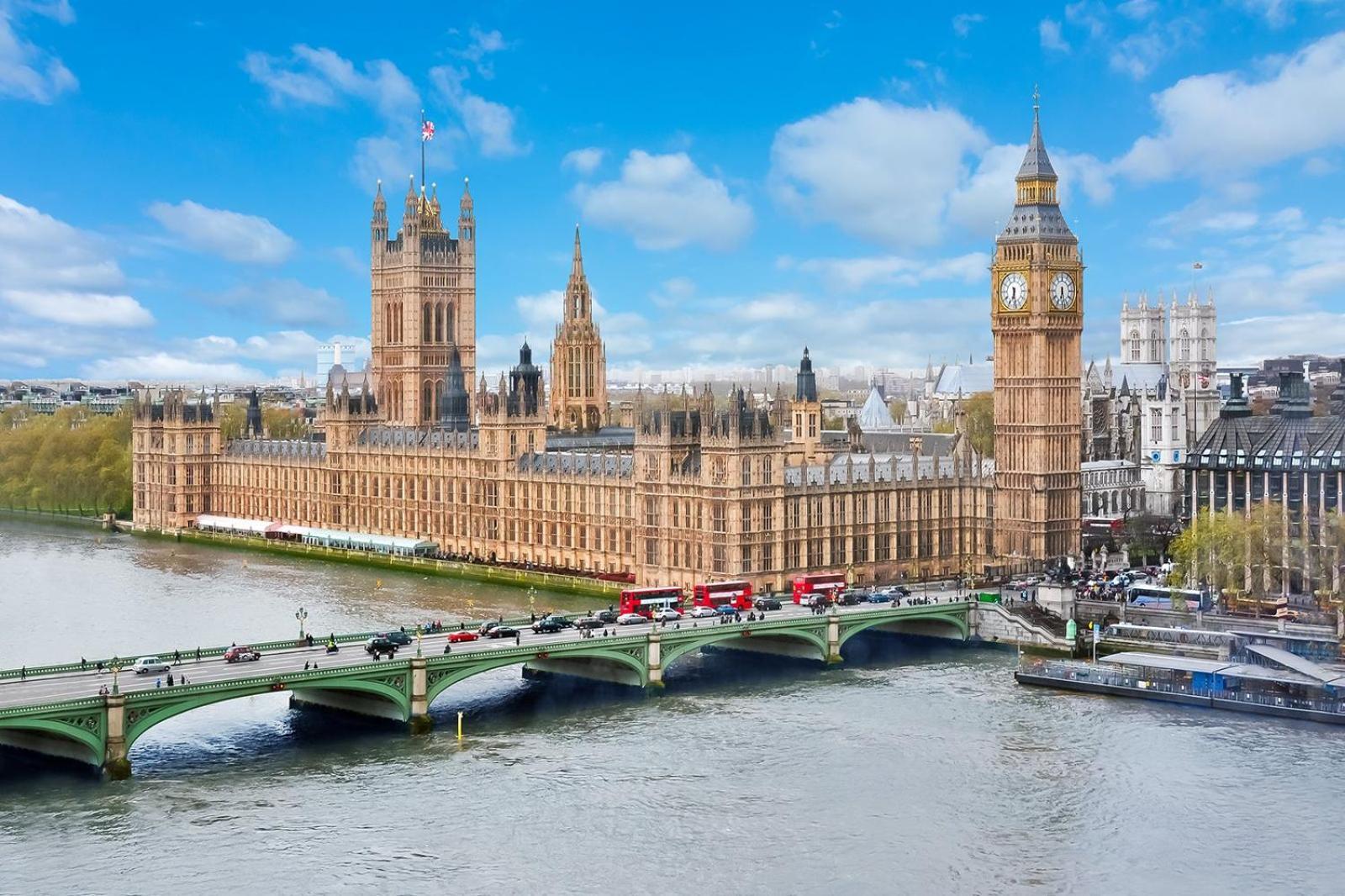 3 Bedroom Apartment With Private Terrace In Pimlico, Westminster, Victoria London Kültér fotó
