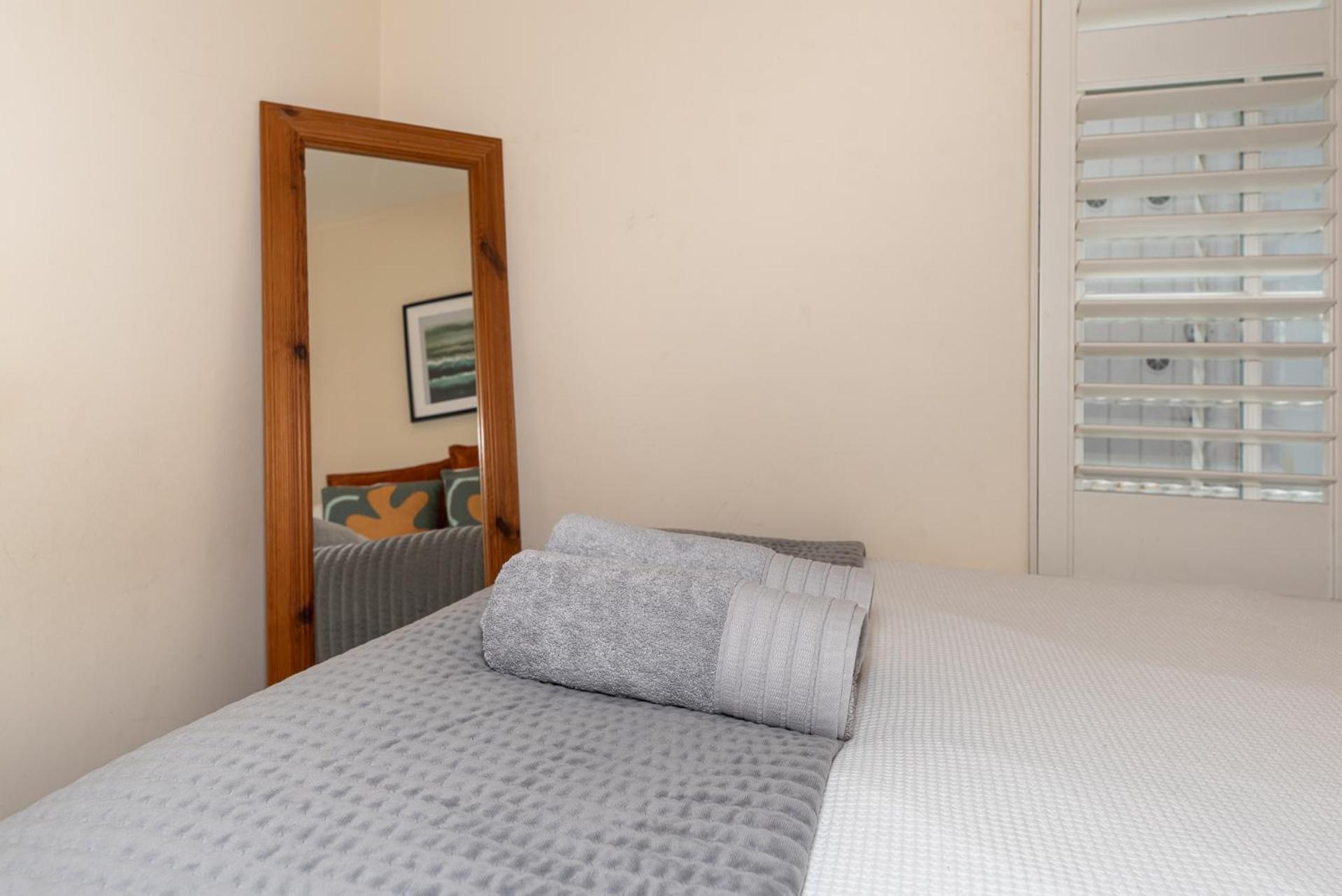 3 Bedroom Apartment With Private Terrace In Pimlico, Westminster, Victoria London Kültér fotó