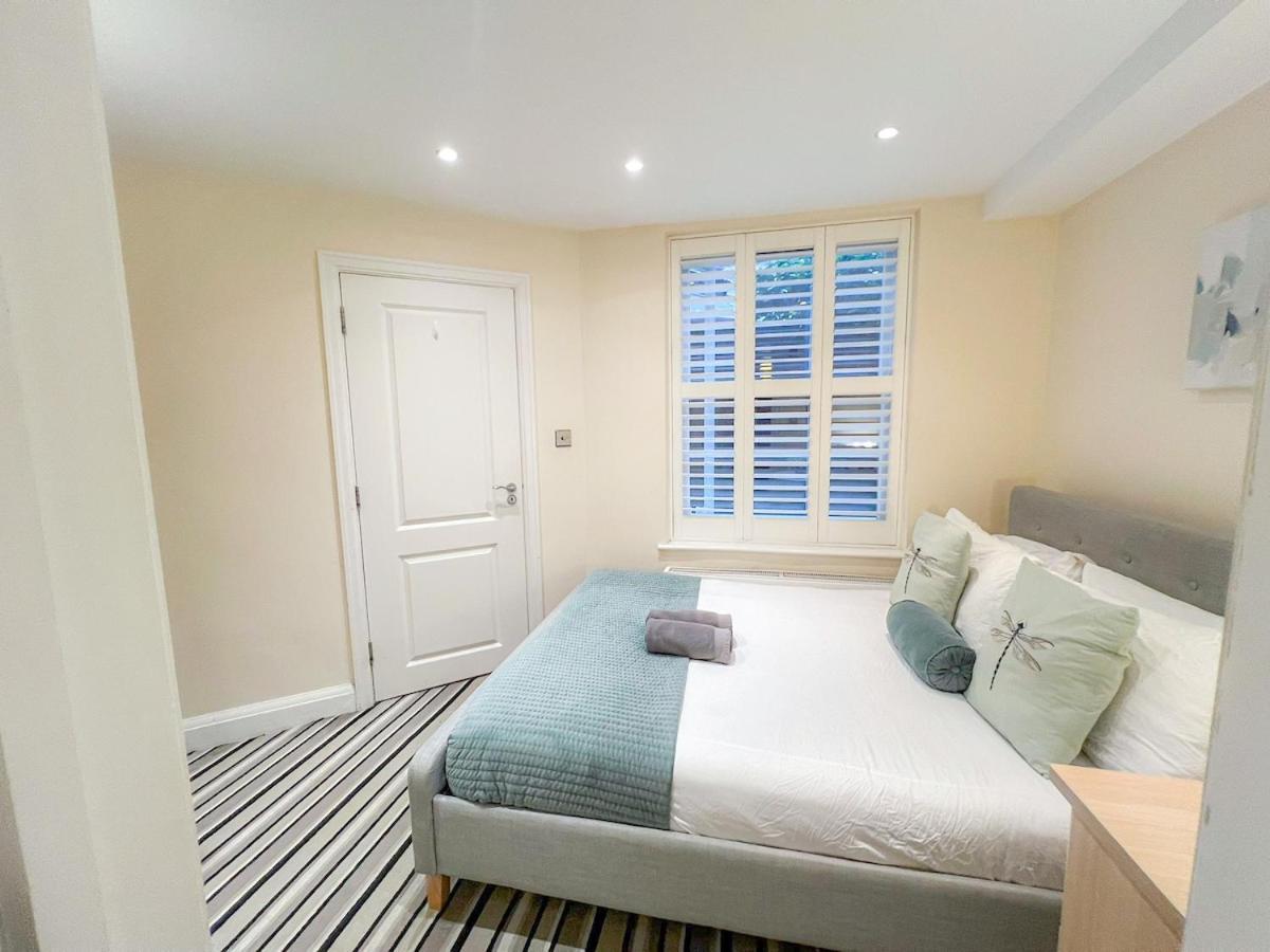 3 Bedroom Apartment With Private Terrace In Pimlico, Westminster, Victoria London Kültér fotó