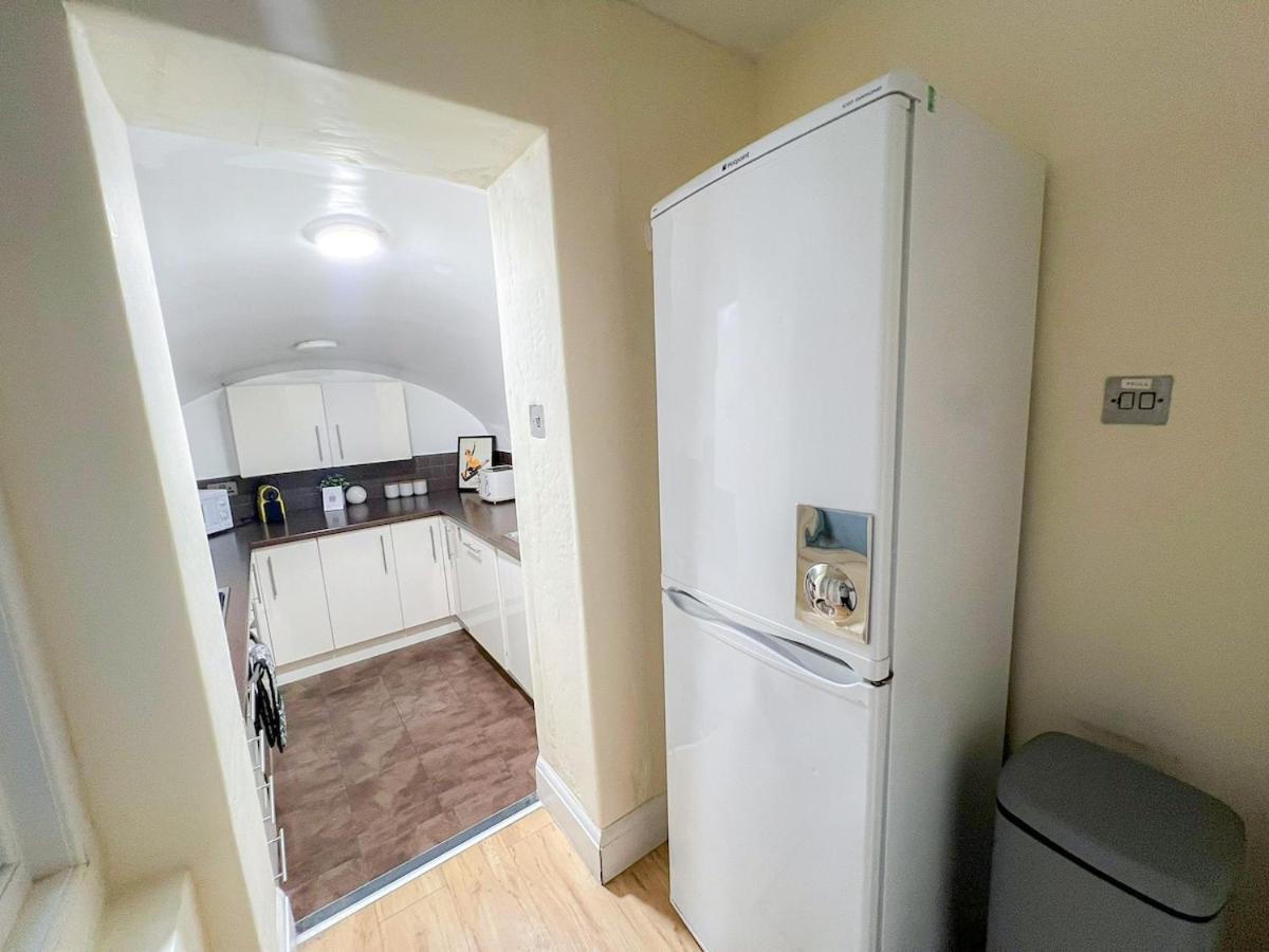 3 Bedroom Apartment With Private Terrace In Pimlico, Westminster, Victoria London Kültér fotó