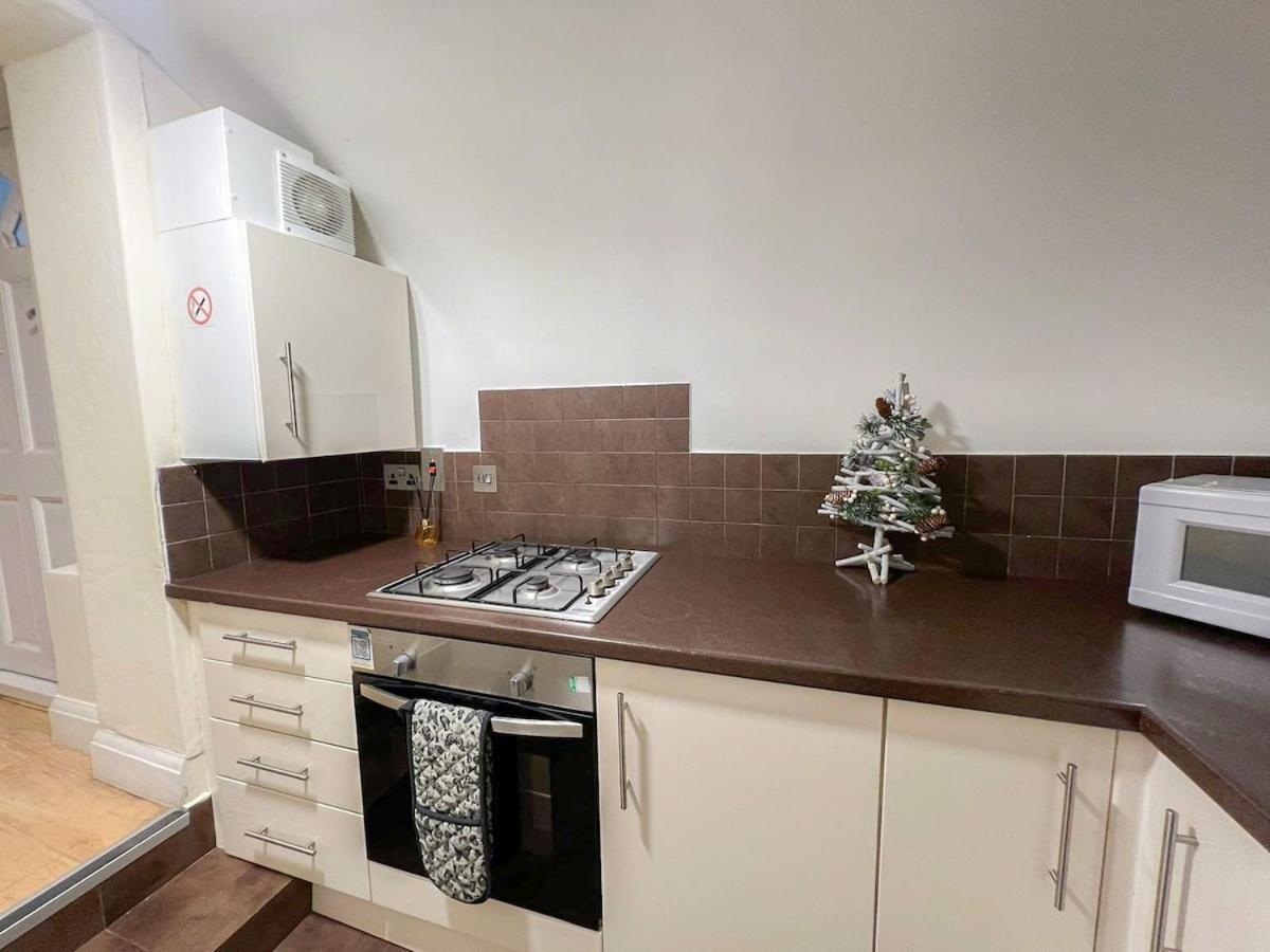 3 Bedroom Apartment With Private Terrace In Pimlico, Westminster, Victoria London Kültér fotó