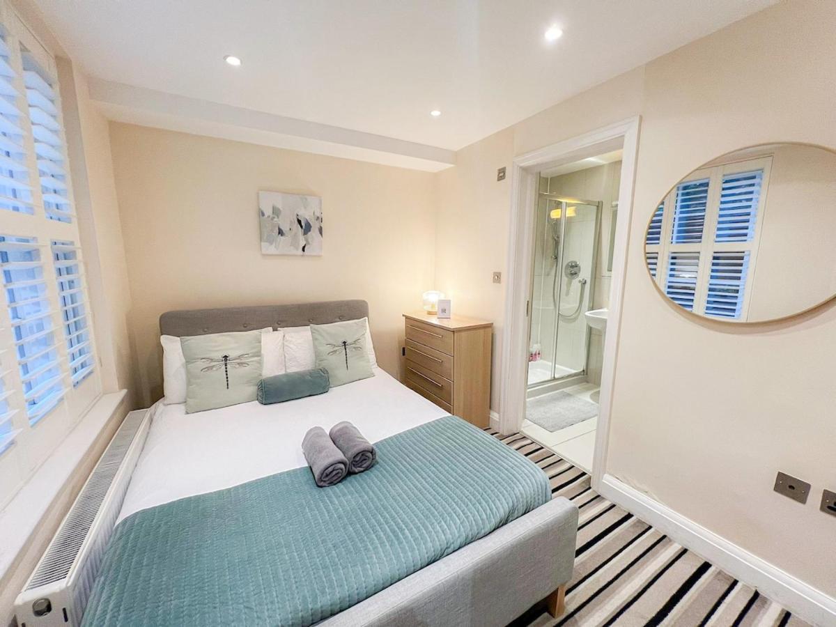 3 Bedroom Apartment With Private Terrace In Pimlico, Westminster, Victoria London Kültér fotó